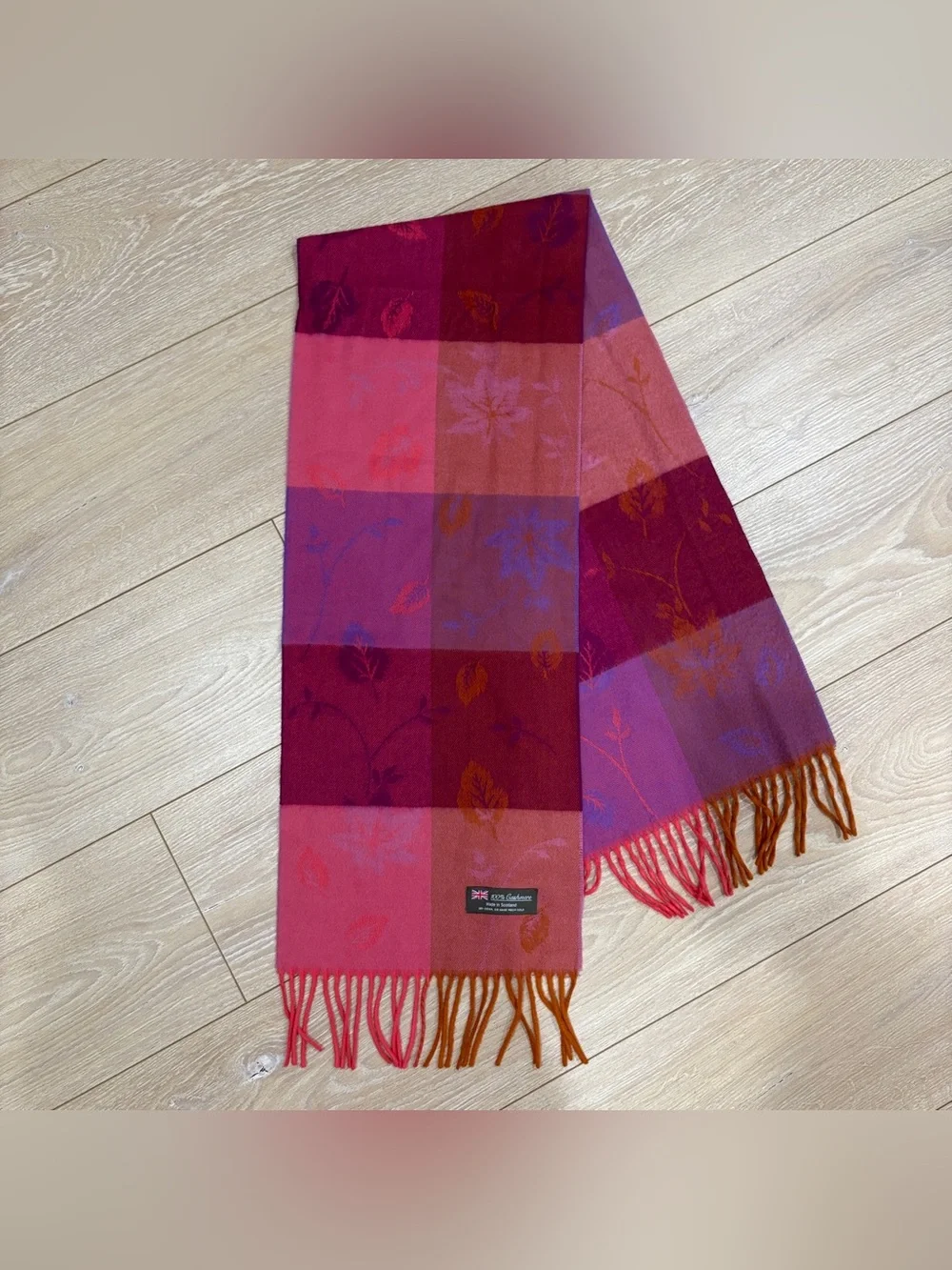 Made in Scotland 100% Cashmere Scarf Floral Jacquard Plaid Pink Purple